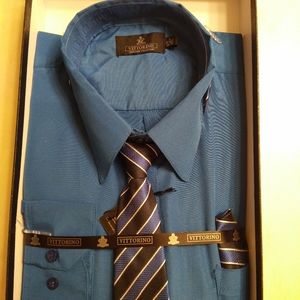 MEN'S NWT VITTORINO DRESS SHIRT & BOWTIE SET